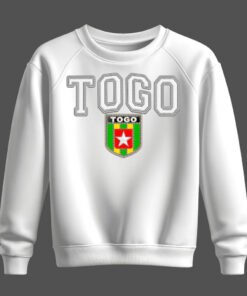 white sweatshirt, togo, aller